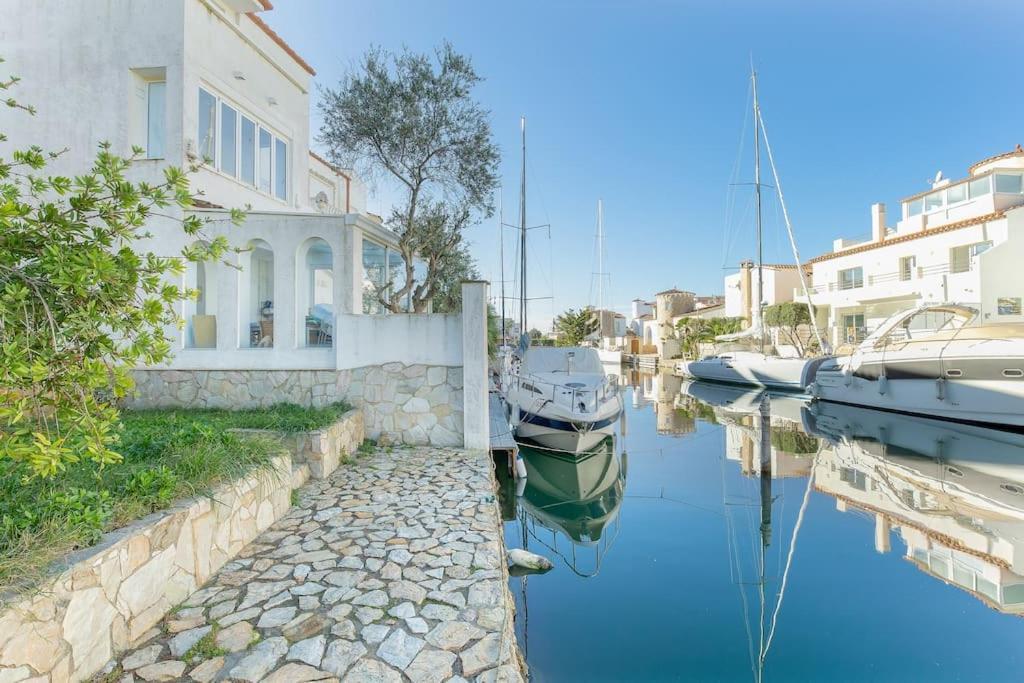 V020 - Puerto Primero Empuriabrava Exterior photo